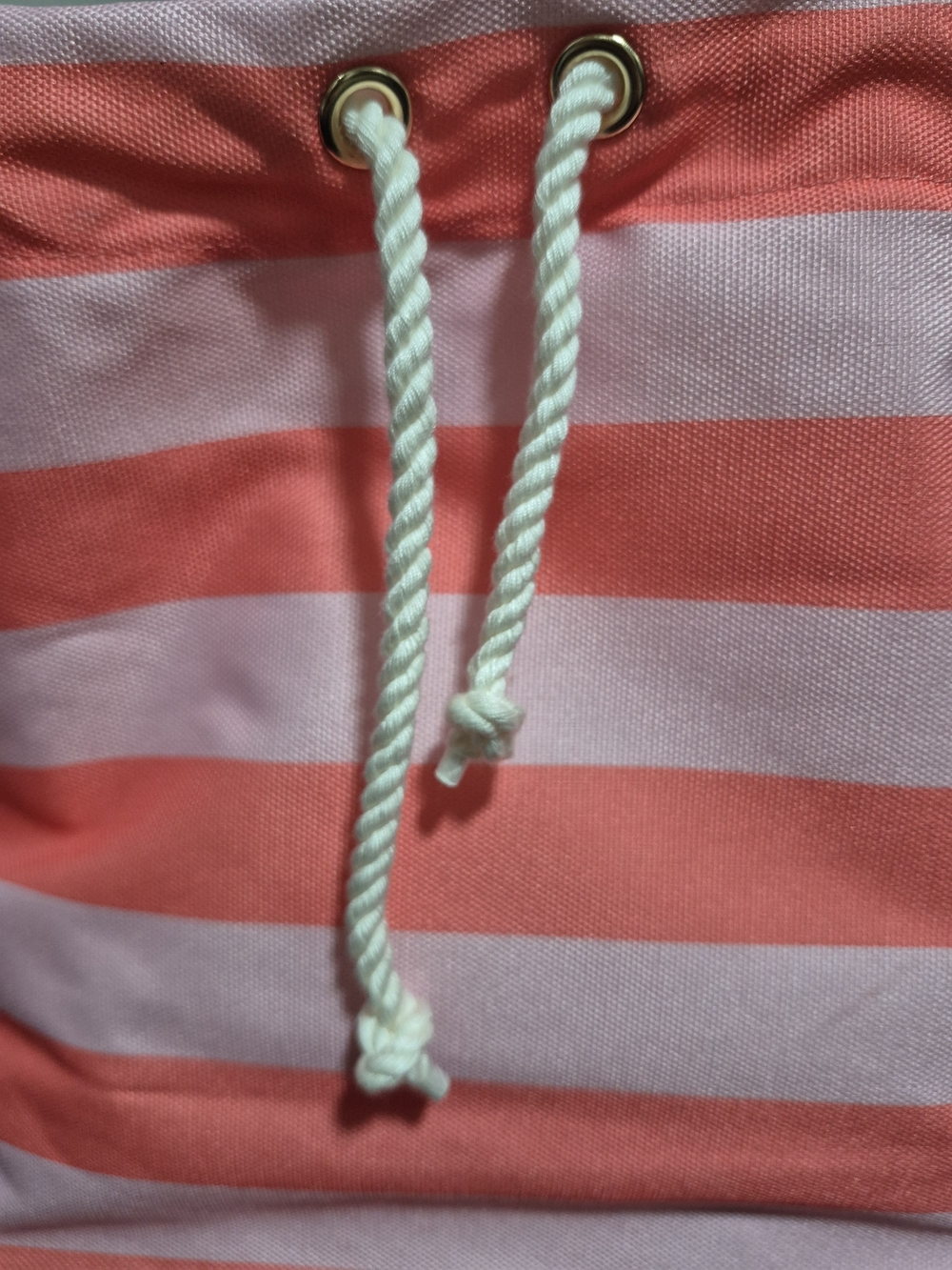 Victoria's Secret Coral and Pink Striped Drawstring Cooler/Backpack - Picture 5 of 6